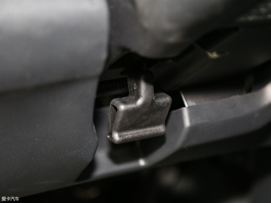 2017_ 1.8L CVT򌾫Ӣ