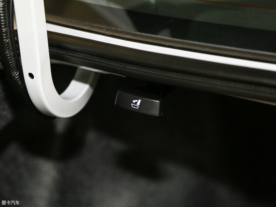 2017������ 1.8L CVT���A���b��