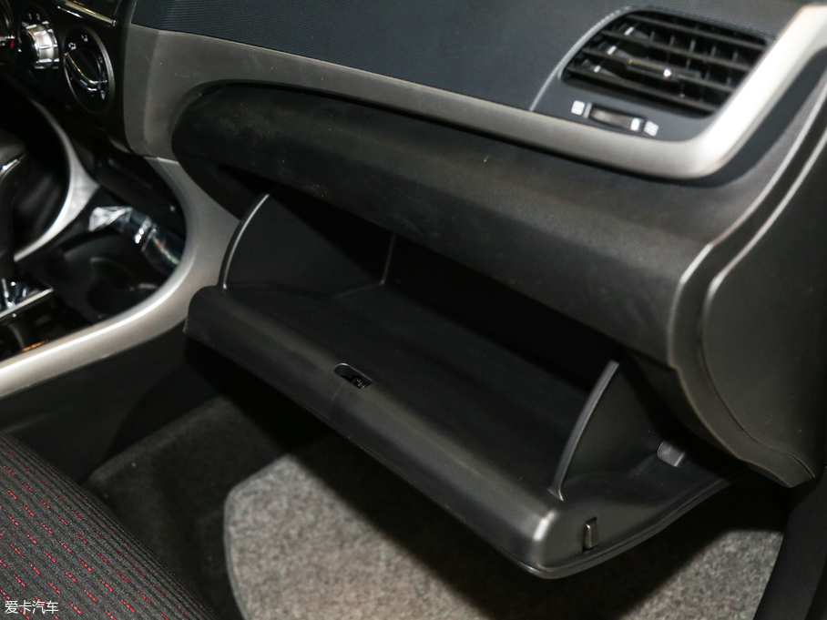 2017������ 1.8L CVT���A���b��