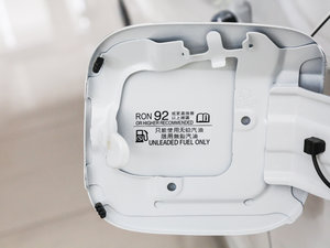 2017款1.8L CVT舒适特装版 细节外观