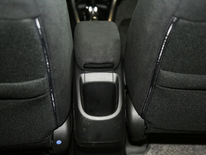 2017款1.8L CVT豪华特装版 空间座椅