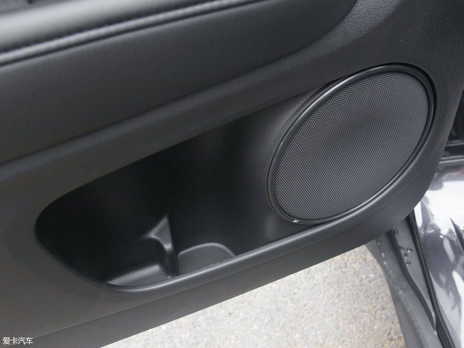 2018���_�� 1.5L CVT���(q��)�Ƽ���Ӣ��