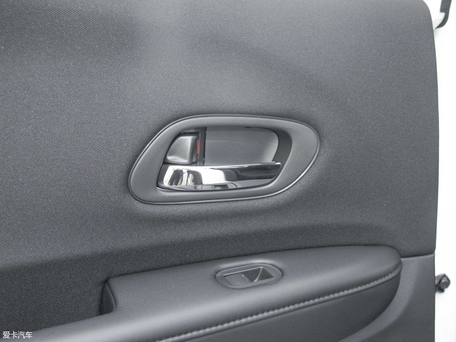 2018���_�� 1.5L CVT���(q��)�Ƽ���Ӣ��