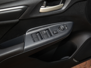 20181.5L CVTm촰 {܇ƅ^(q)	