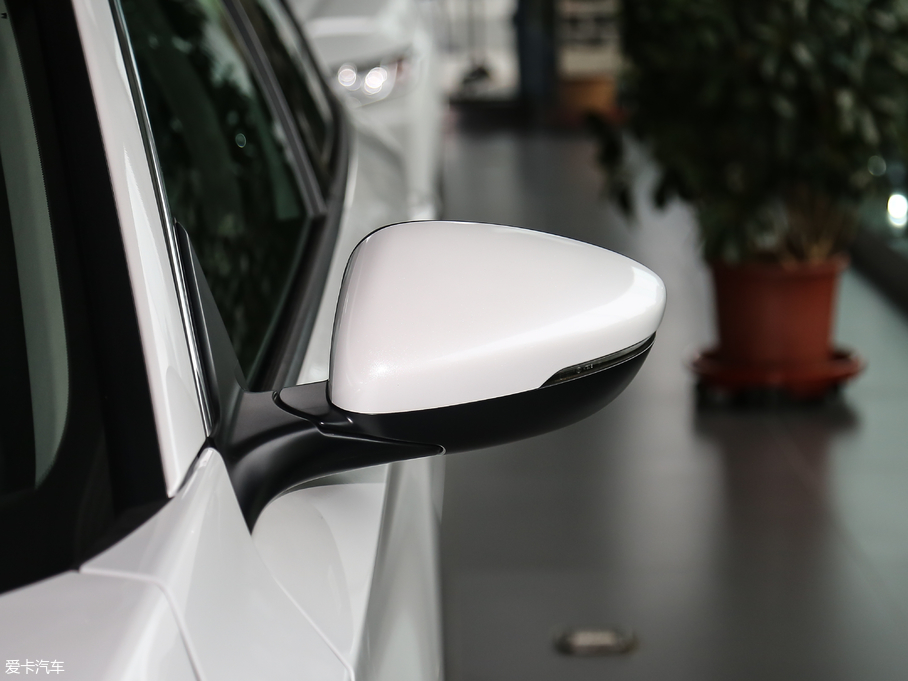 2018w 260TURBO Ӣ VI