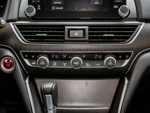 2018260TURBO Ş V {{