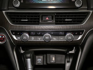 2018260TURBO Ş V {{