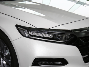 2018260TURBO Ӣ VI ^