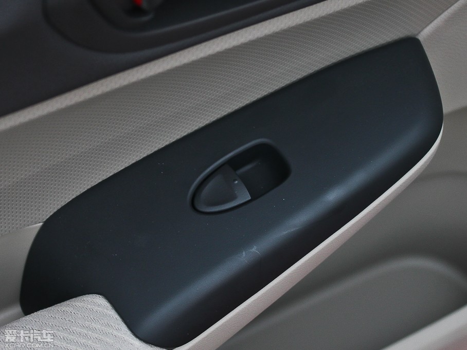 2012��˼� 1.8L �Ԅ�(d��ng)