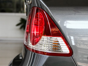 2012��1.8L �Ԅ� �������^