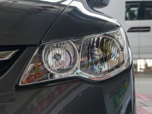 2012��1.8L �Ԅ� �������^