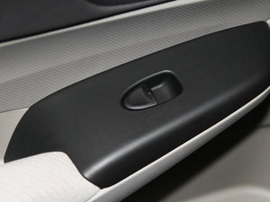 2015��1.8L EXI �Ԅ� �п؅^