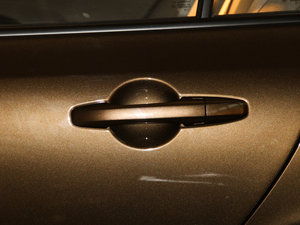 2015��1.8L EXI �Ԅ� �������^