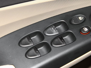 2015��1.8L EXI �Ԅ� �п؅^