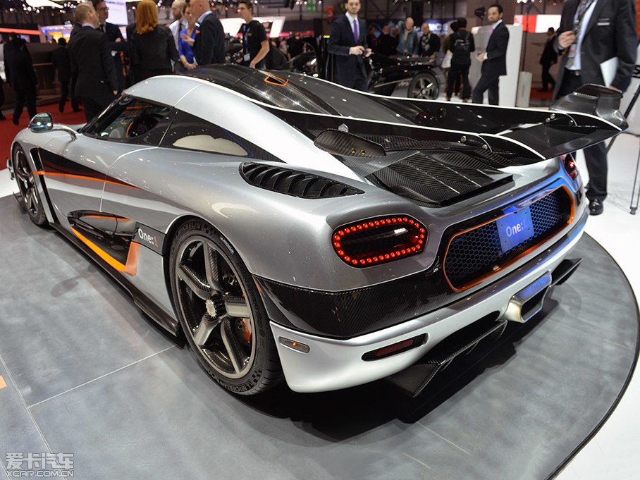 2014��One:1 ������