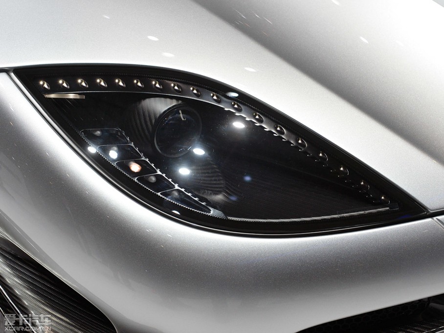 2014��One:1 ������