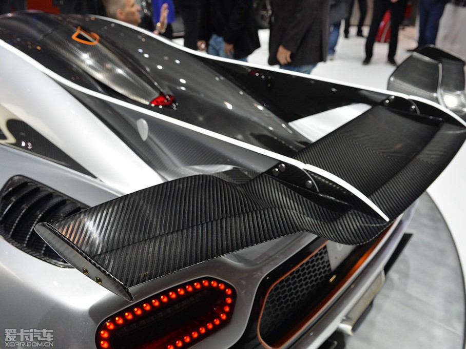 2014��One:1 ������