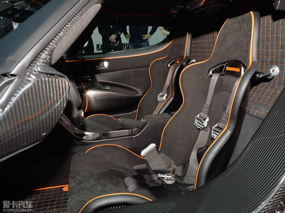 2014��One:1 ������