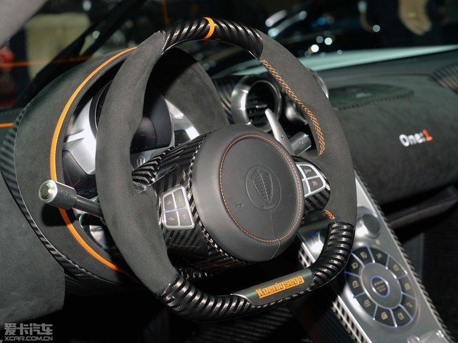 2014��One:1 ������