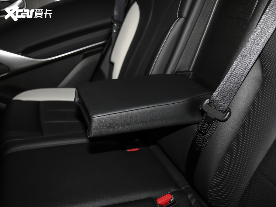 2020���v��X PHEV �\�Ӱ�