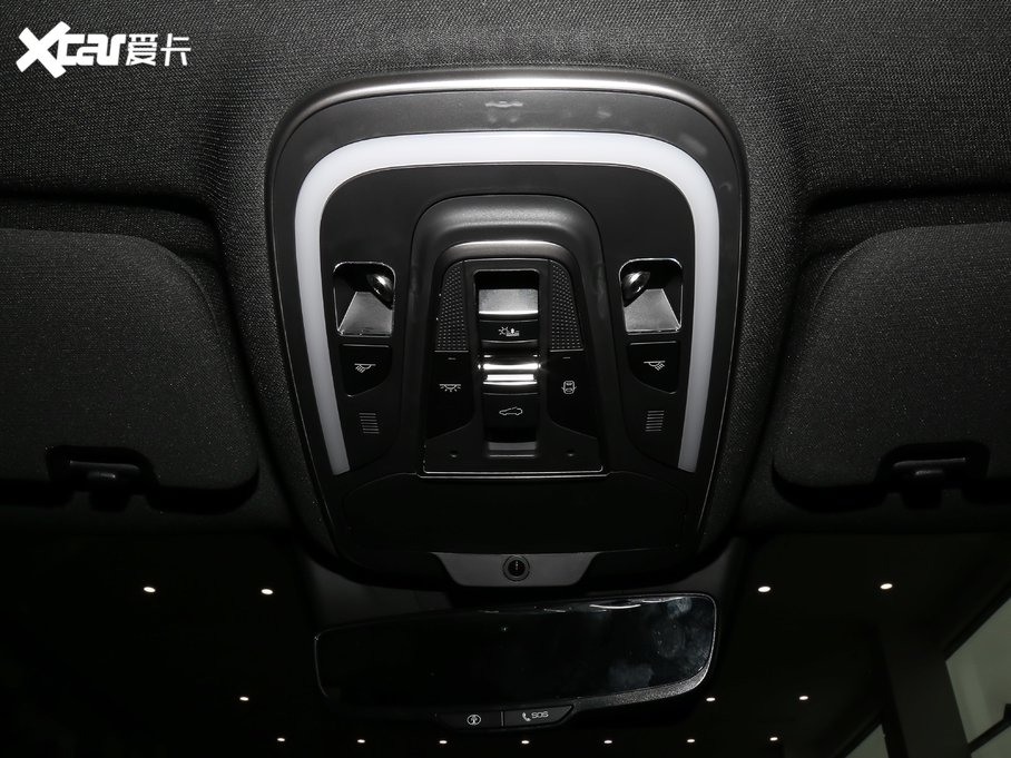 2020���v��X PHEV �\�Ӱ�