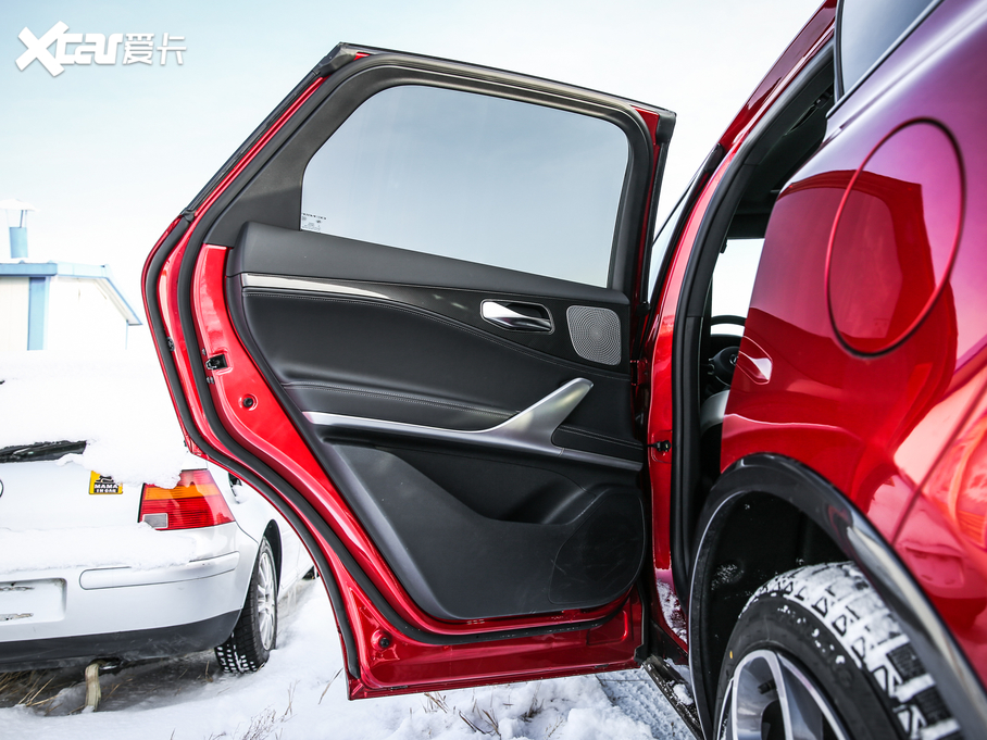 2020���v��X PHEV �\�Ӱ�