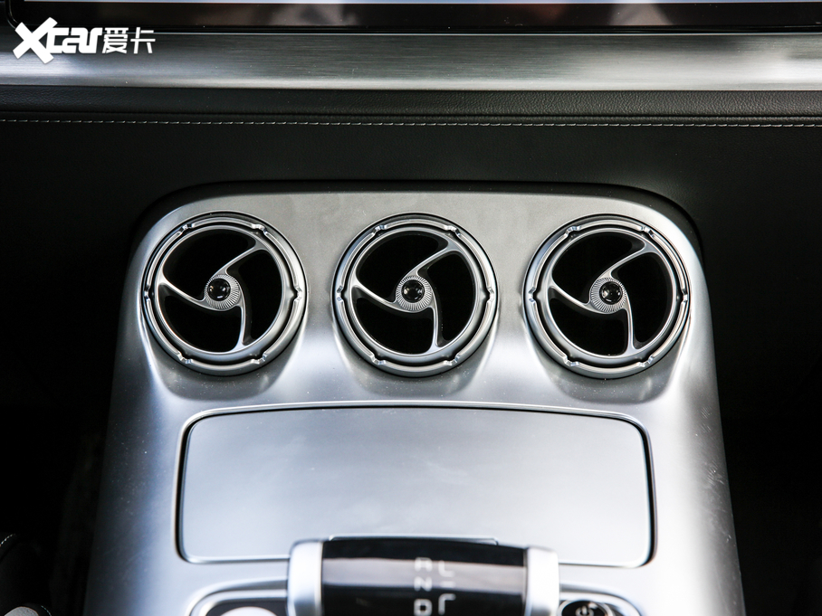 2020���v��X PHEV �\�Ӱ�