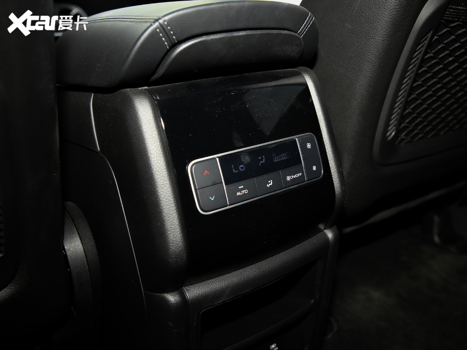 2020���v��X PHEV �\�Ӱ�