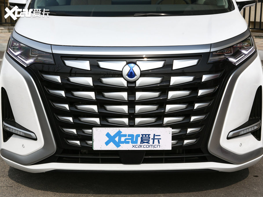 2022vD9 DM-i 970 (q)s