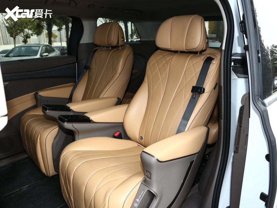 2022vD9 DM-i 970 (q)s