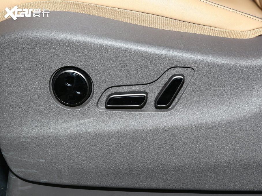 2022vD9 DM-i 970 (q)s