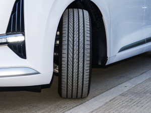 2022DM-i 945 A (x)(ji)^