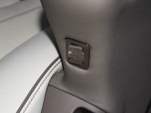 2022DM-i 945 A п؅^