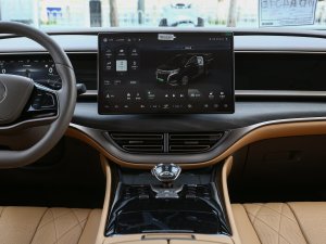 2022EV 600 (q)Ş п_(ti)