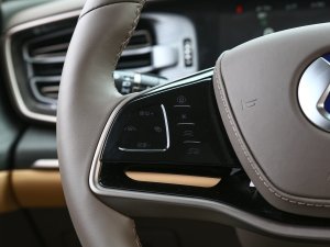 2022EV 600 (q)Ş п؅^(q)