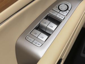 2023Lm(x)ܰ {܇ƅ^(q)	