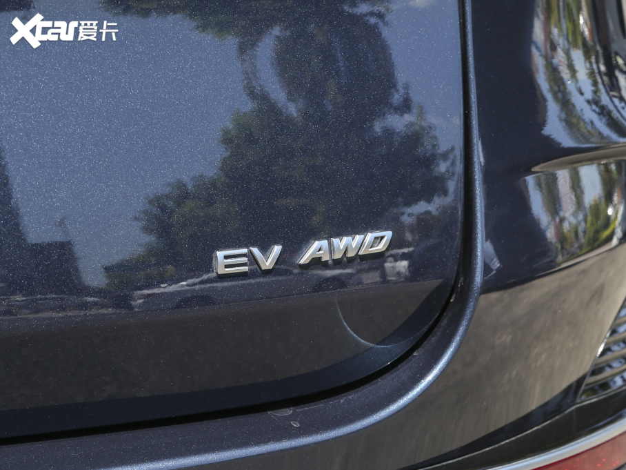 2023vN8 EV 