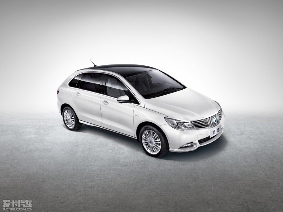 2014���v��400 ���F��