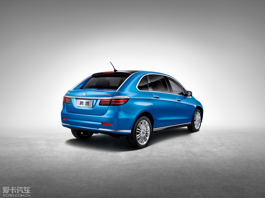 2014���v��400 ���F��