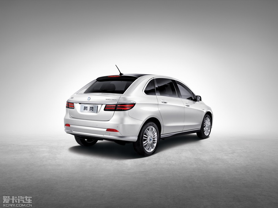 2014���v��400 ���F��