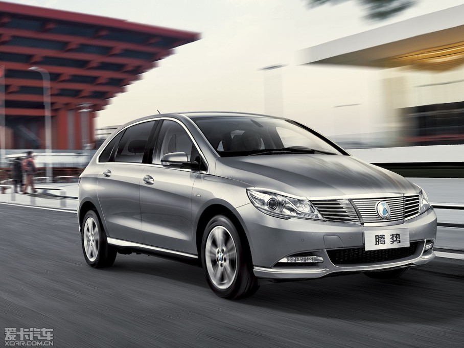 2014���v��400 ���F��