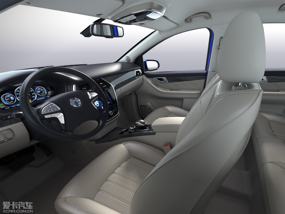 2014���v��400 ���F��