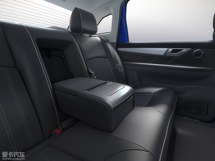 2014���v��400 ���F��