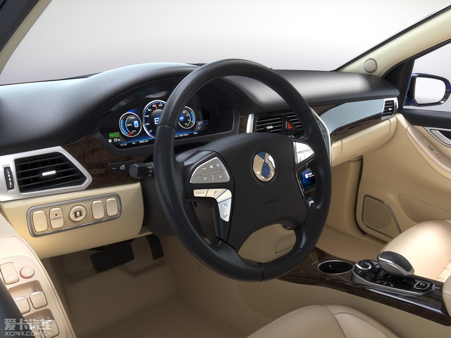 2014���v��400 ���F��