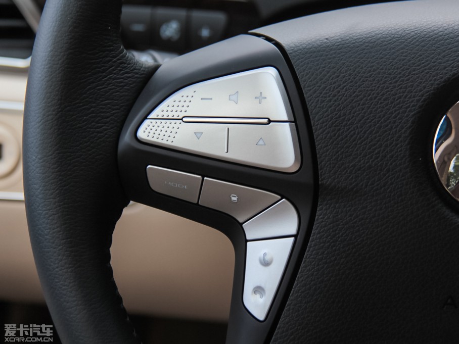 2014���v��400 ���F��