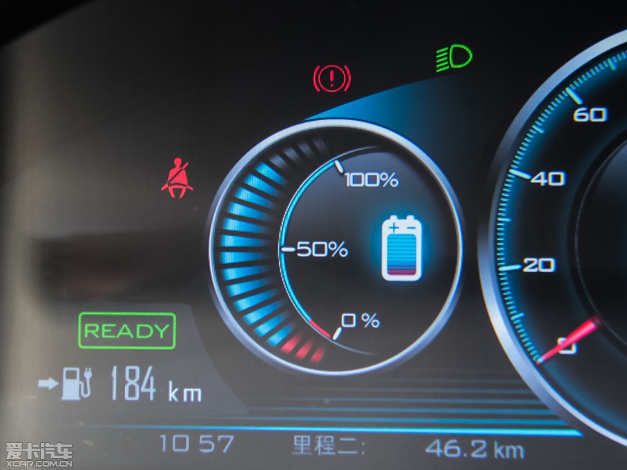 2014���v��400 ���F��