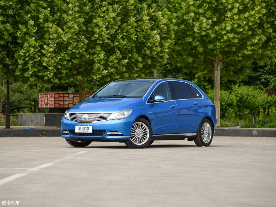 2014���v��400 ���F��