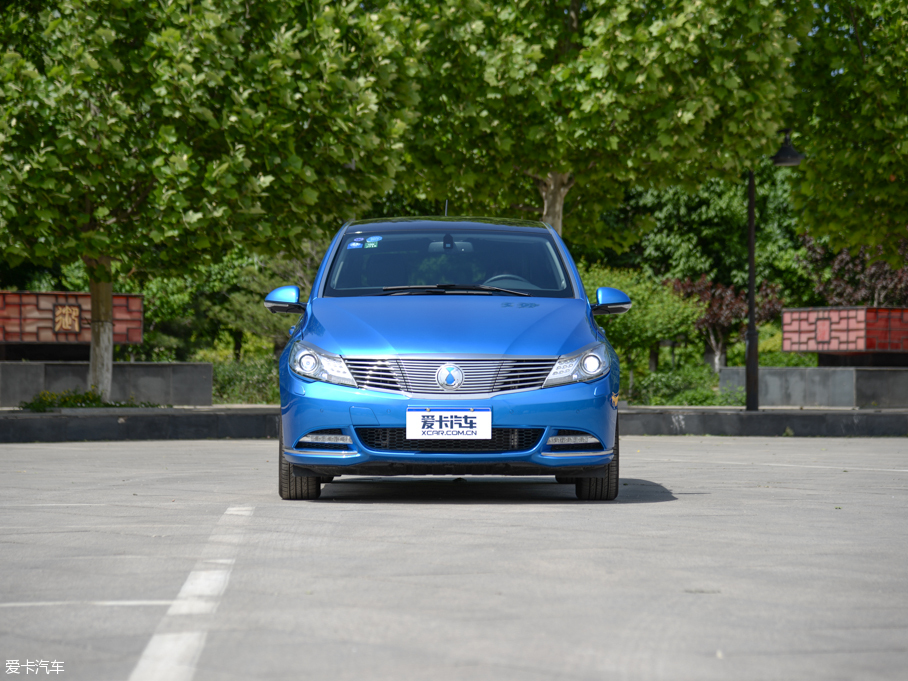 2014���v��400 ���F��