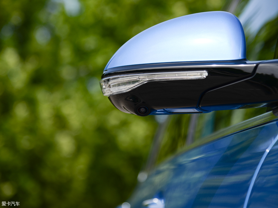 2014���v��400 ���F��