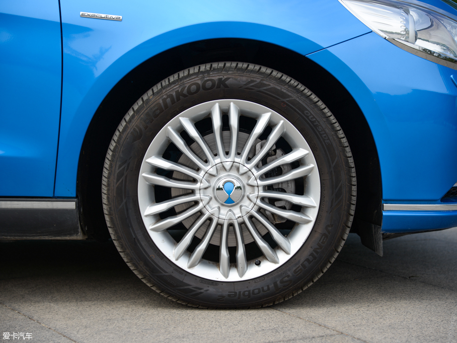 2014���v��400 ���F��